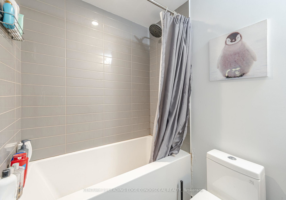 181-dundas-street-e-toronto-ontario-c12240352