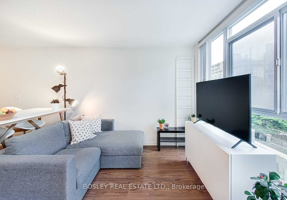 96-st-patrick-street-toronto-ontario-c12240364