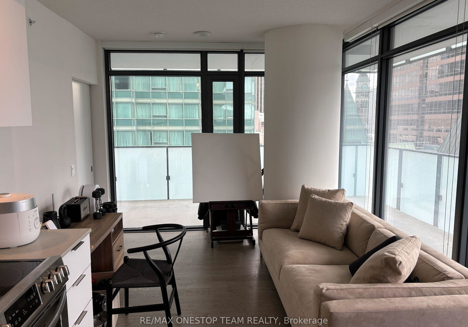 25-richmond-street-e-toronto-ontario-c12240368