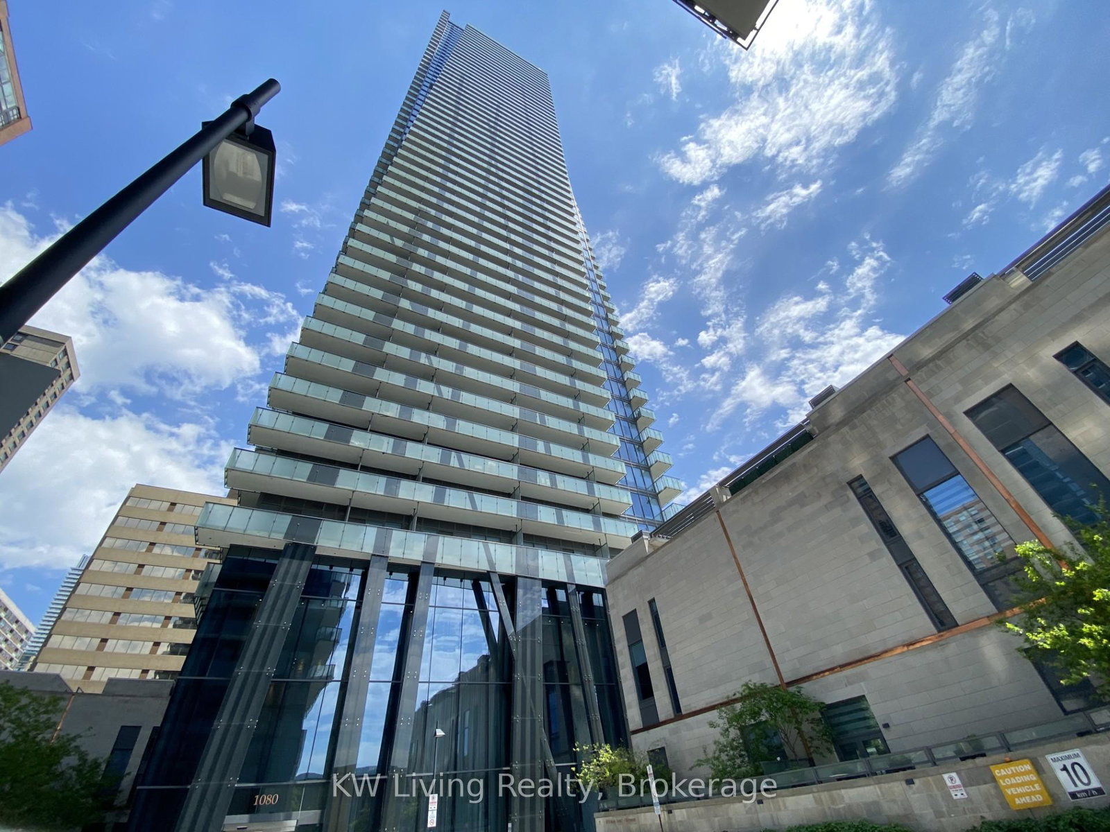 1080-bay-street-toronto-ontario-c12240835