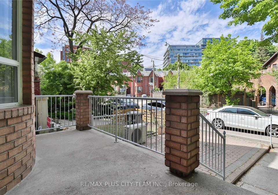 153-niagara-street-toronto-ontario-c12240849
