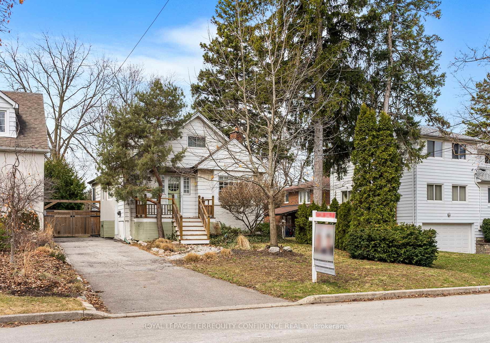 10-abbotsford-road-toronto-ontario-c12241045