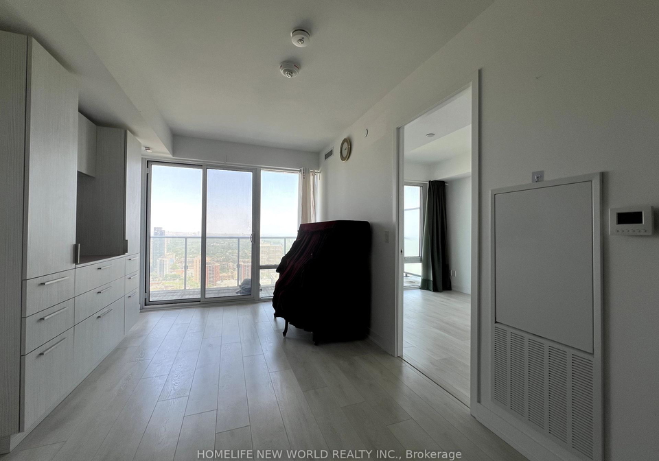 501-yonge-street-toronto-ontario-c12241105