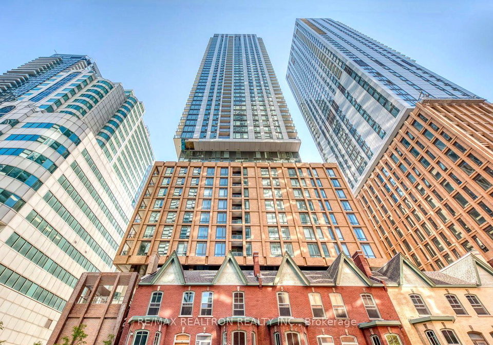 8-widmer-street-n-toronto-ontario-c12241164