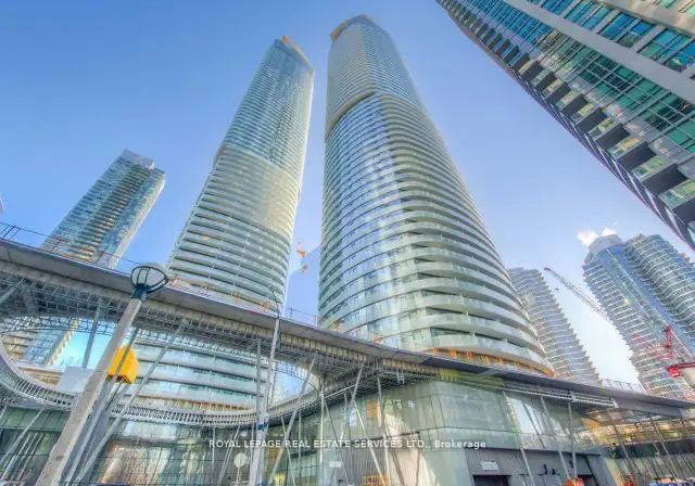 14-york-street-toronto-ontario-c12241677