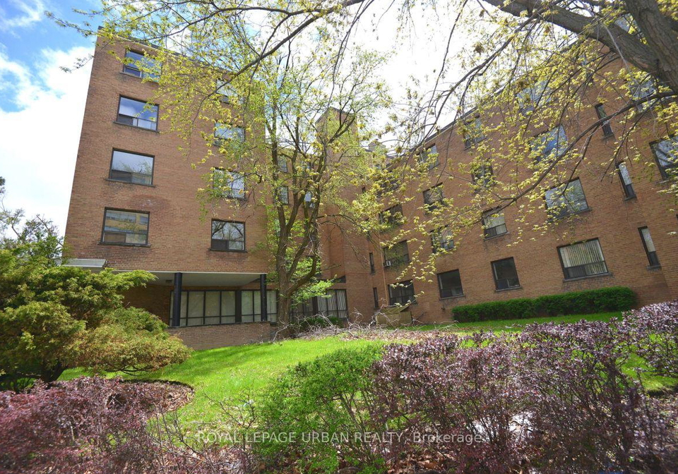 2400-bathurst-street-toronto-ontario-c12241782