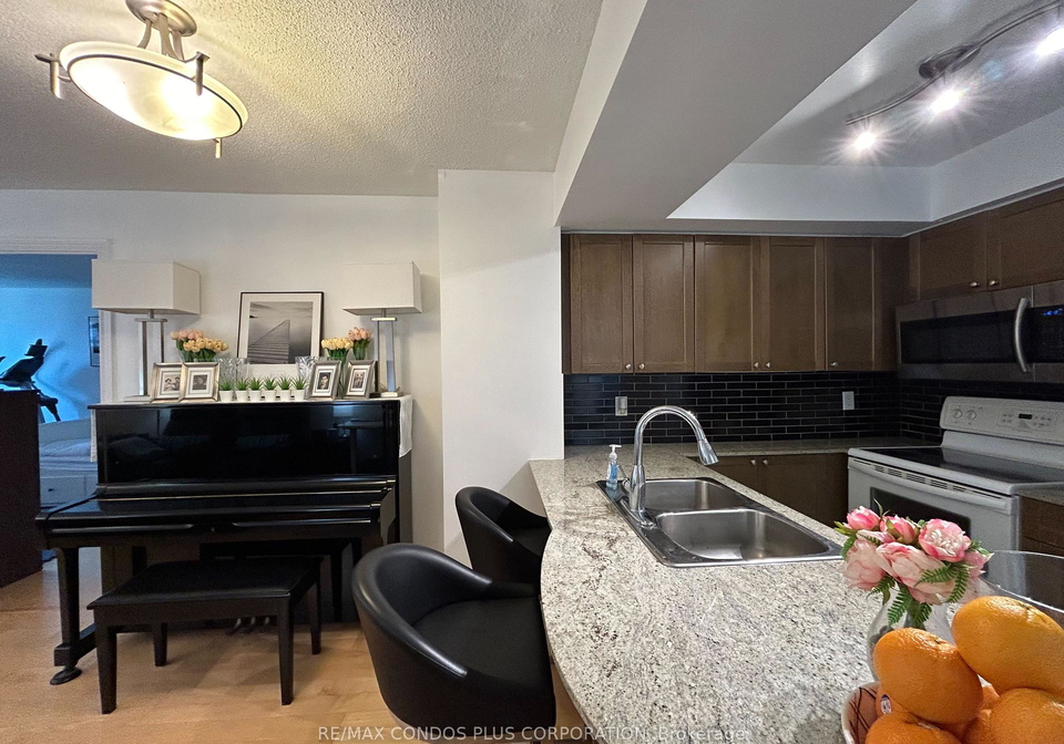 763-bay-street-toronto-ontario-c12242047