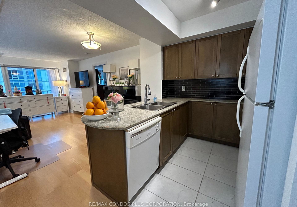 763-bay-street-toronto-ontario-c12242047