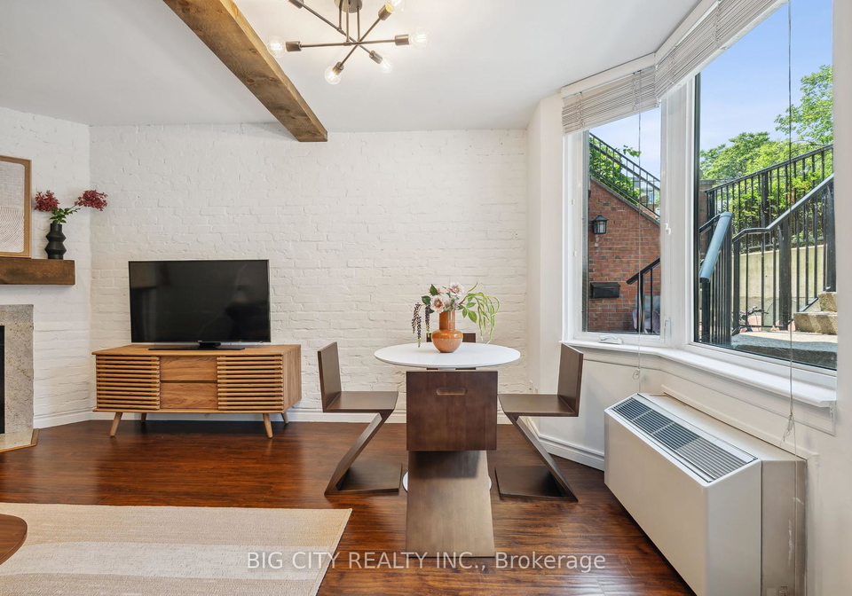 570-wellington-street-toronto-ontario-c12242289