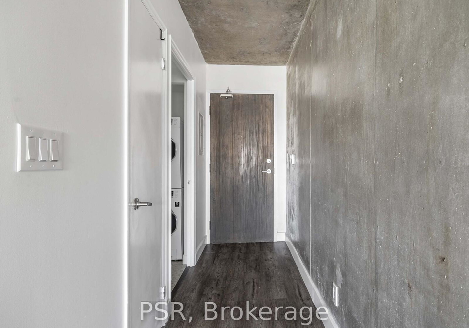 22-wellesley-avenue-toronto-ontario-c12242350