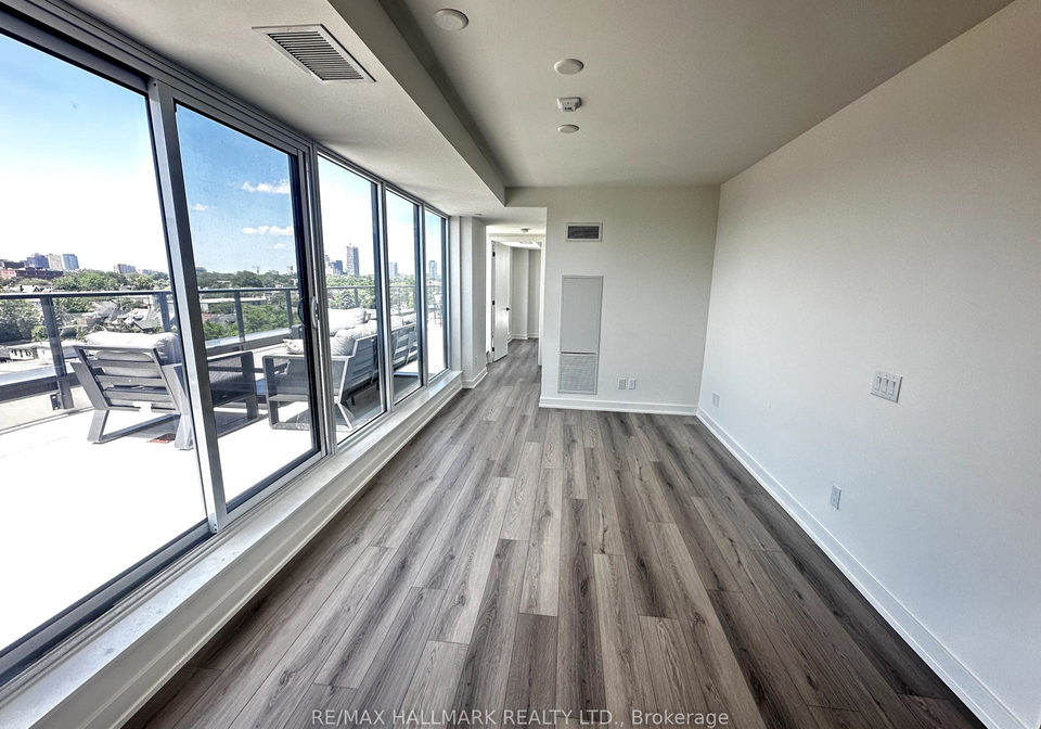5-lakeview-avenue-toronto-ontario-c12242846
