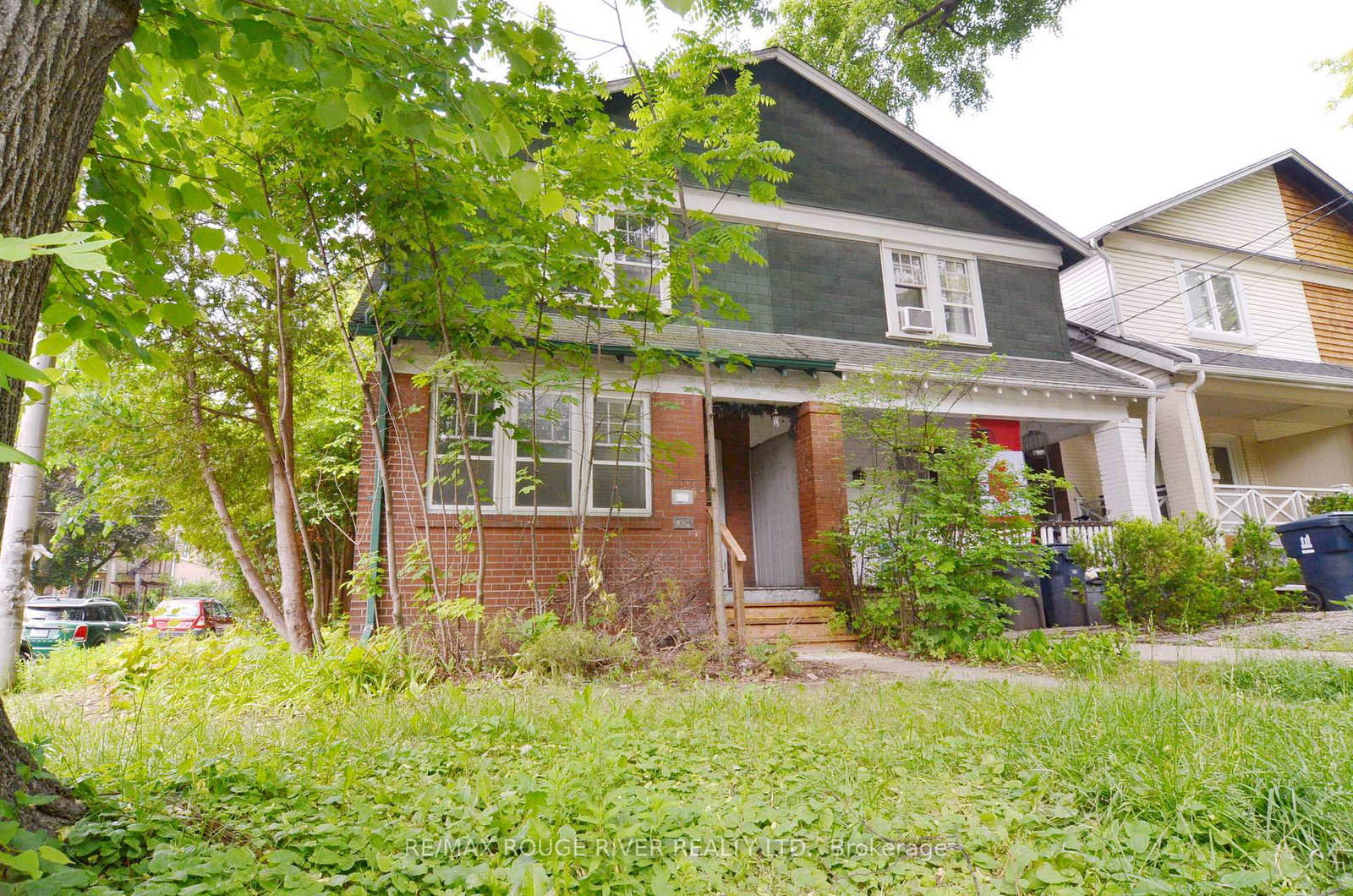 120-castlefield-avenue-toronto-ontario-c12242911
