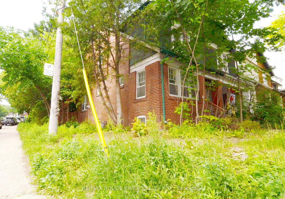 120-castlefield-avenue-toronto-ontario-c12242911