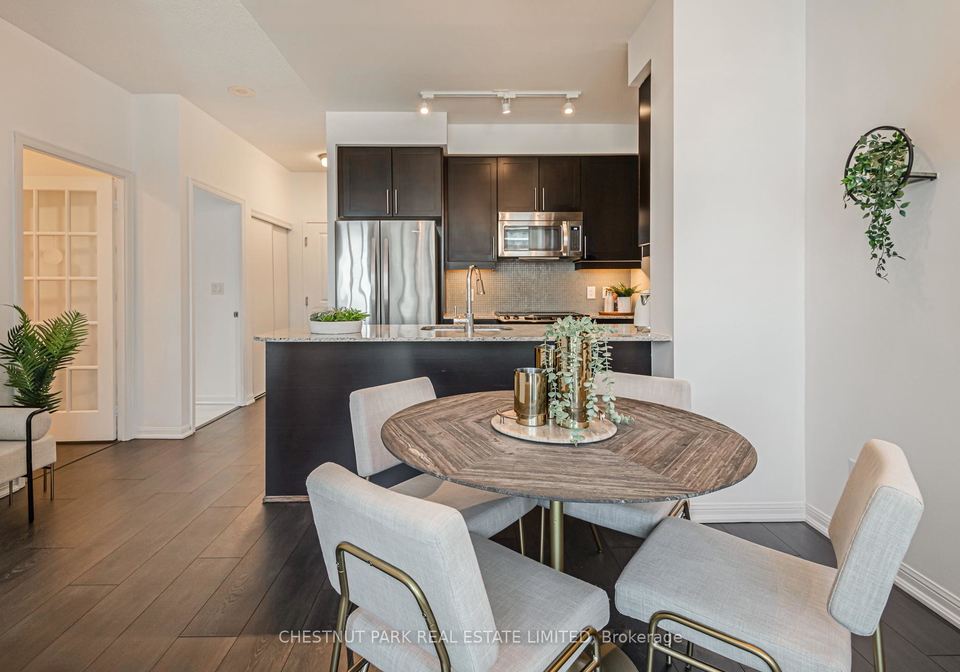35-bastion-street-toronto-ontario-c12243018