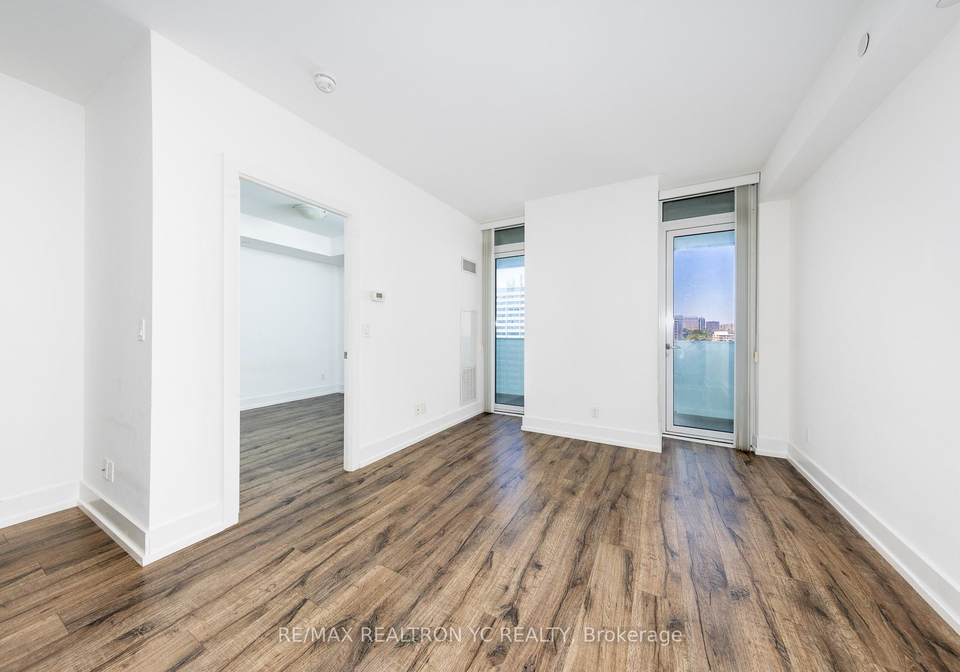 200-bloor-street-w-toronto-ontario-c12243212