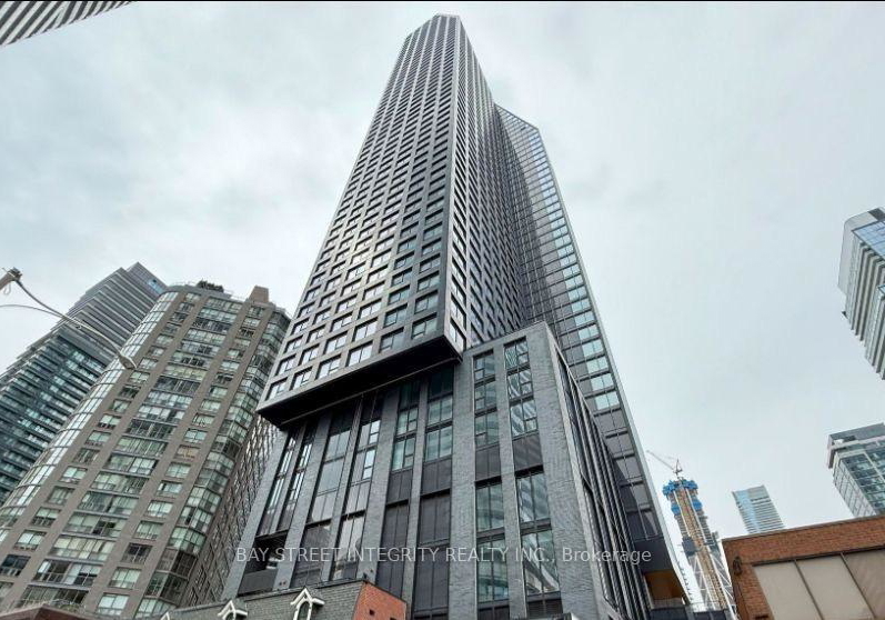 8-wellesley-street-toronto-ontario-c12243315