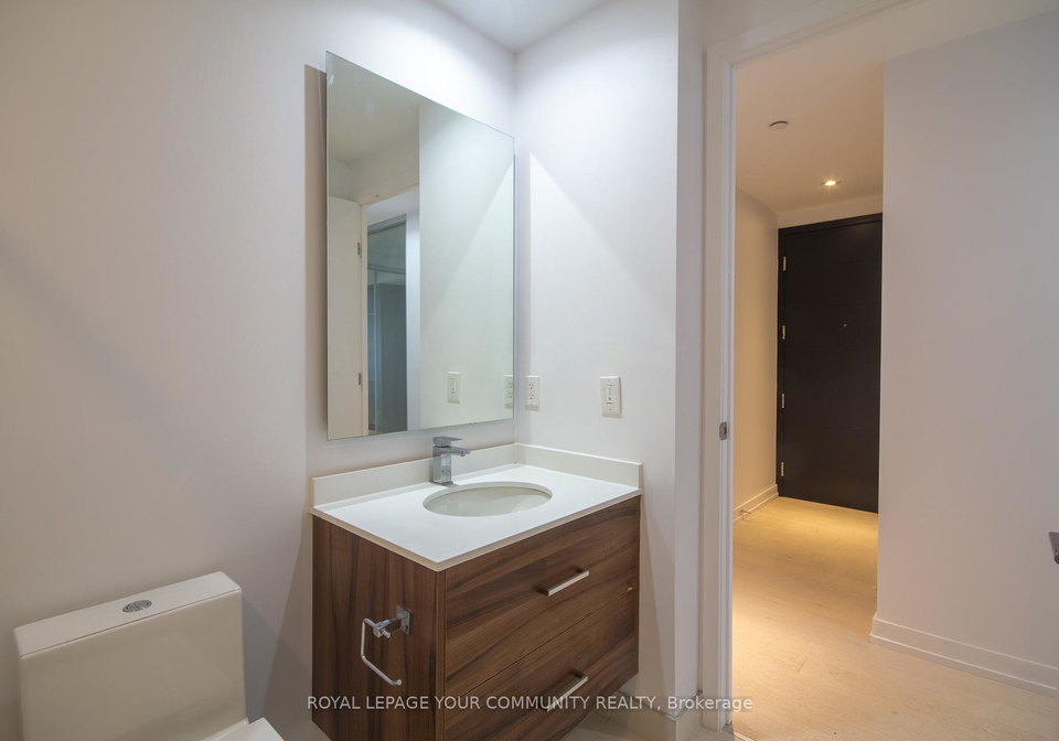 488-university-avenue-toronto-ontario-c12243845