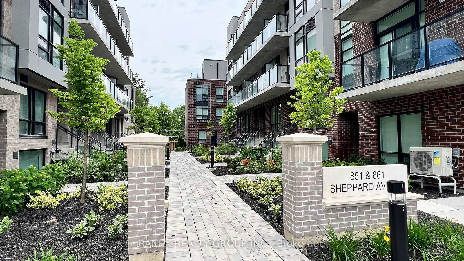861-sheppard-avenue-w-toronto-ontario-c12243971