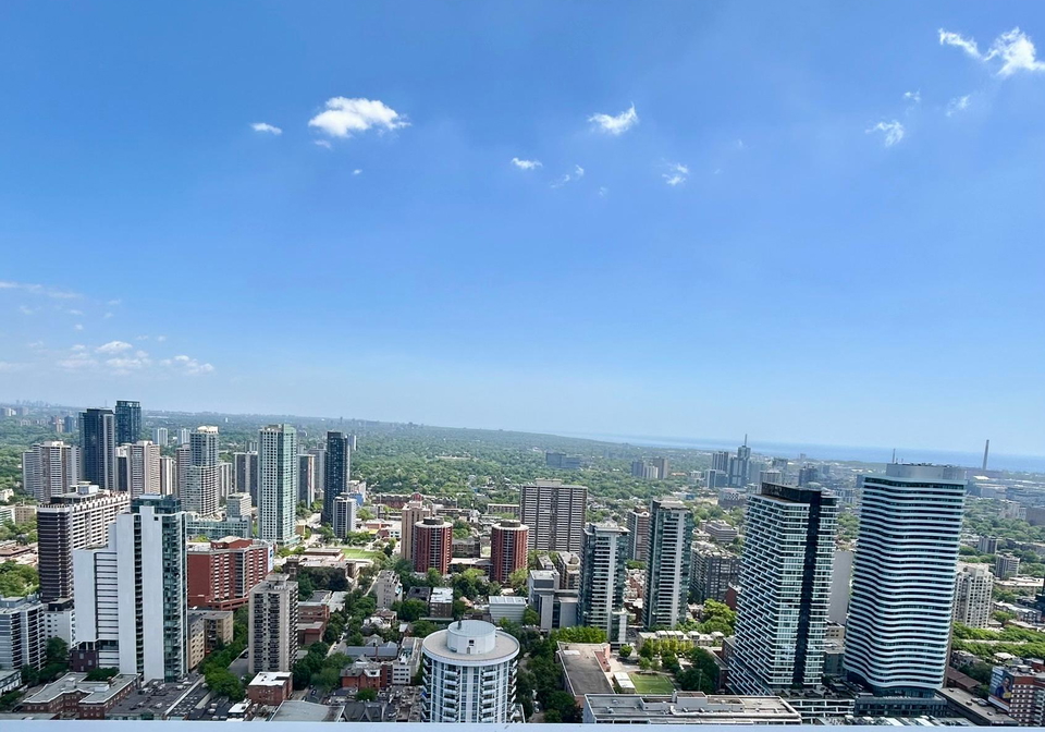 501-yonge-street-toronto-ontario-c12243972