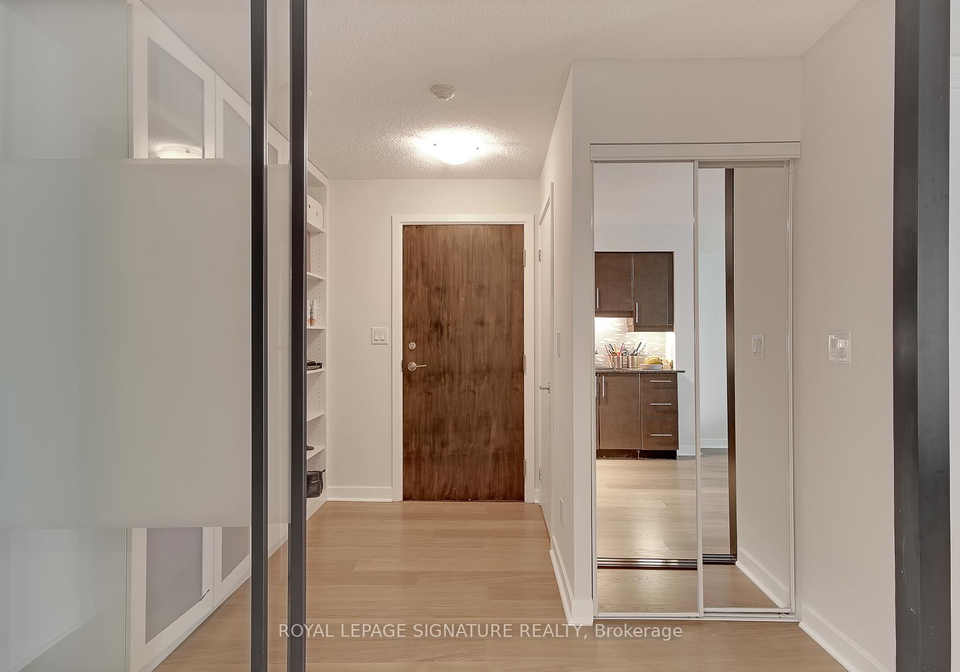 33-bay-street-toronto-ontario-c12244109