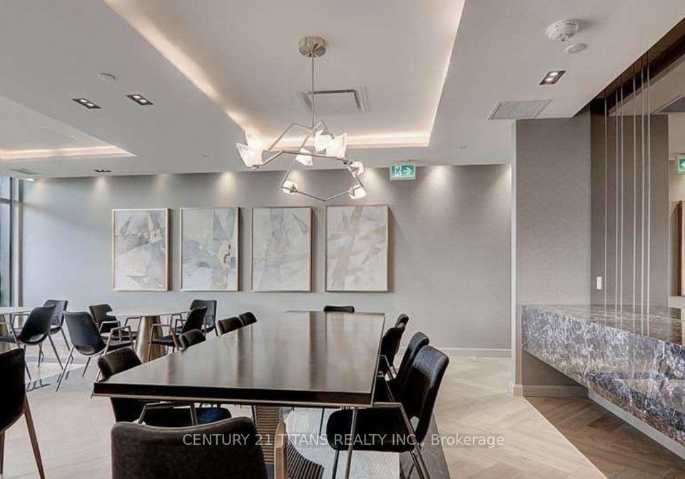 330-richmond-street-w-toronto-ontario-c12244152