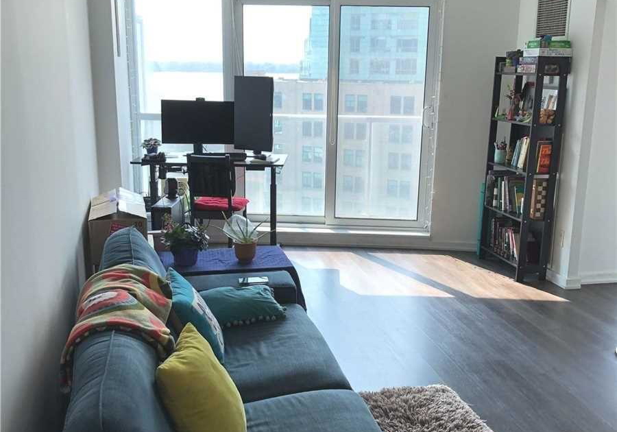 208-queens-quay-w-toronto-ontario-c12244276