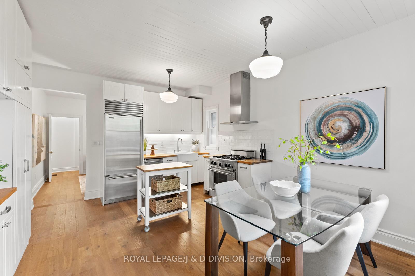 381-st-clarens-avenue-toronto-ontario-c12244332