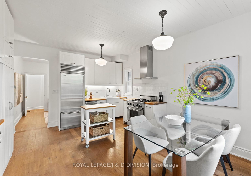 381-st-clarens-avenue-toronto-ontario-c12244332