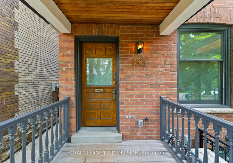 381-st-clarens-avenue-toronto-ontario-c12244332