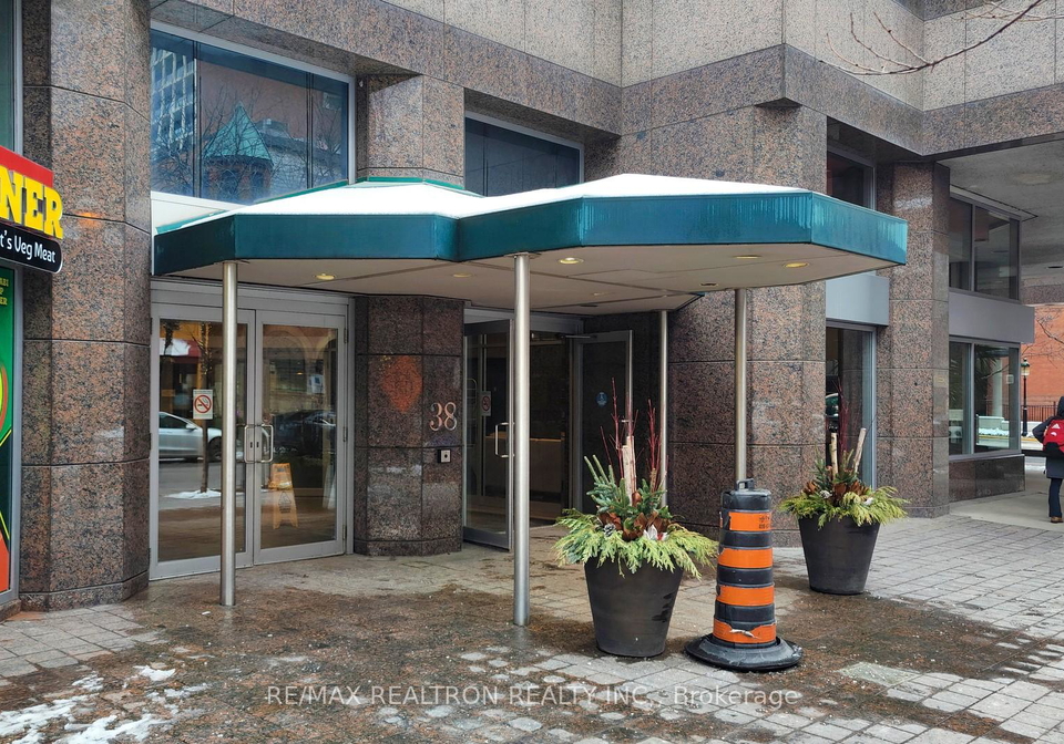 38-elm-street-toronto-ontario-c12245011