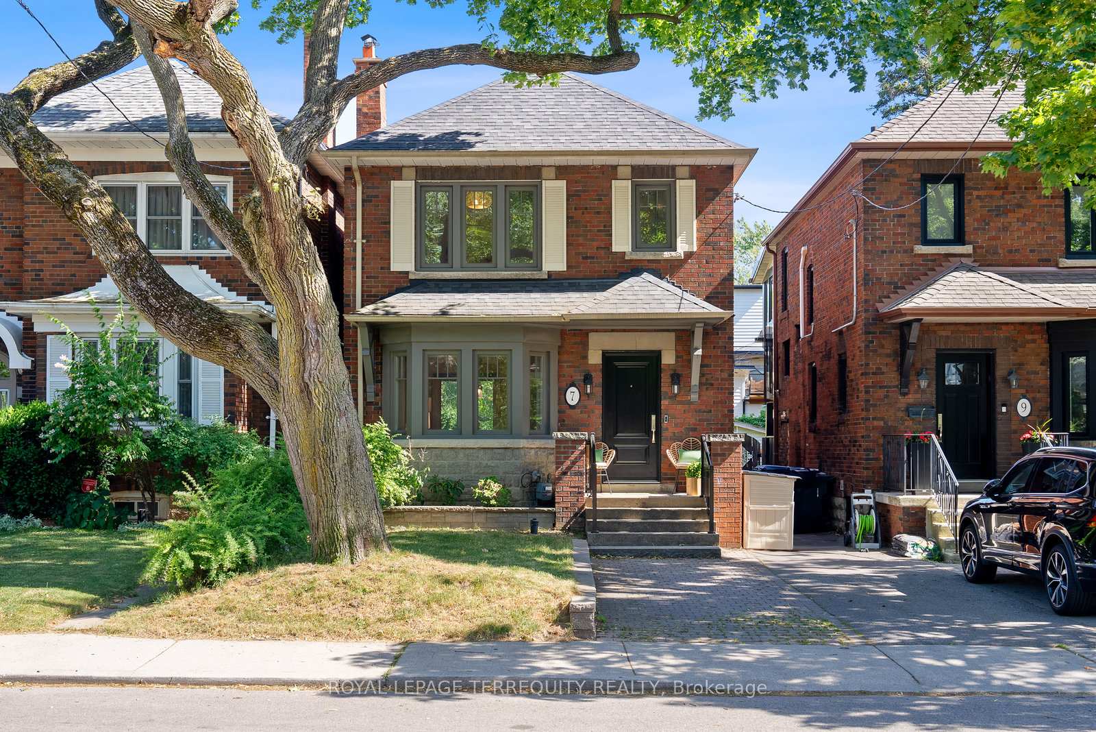 7-roe-avenue-toronto-ontario-c12245295