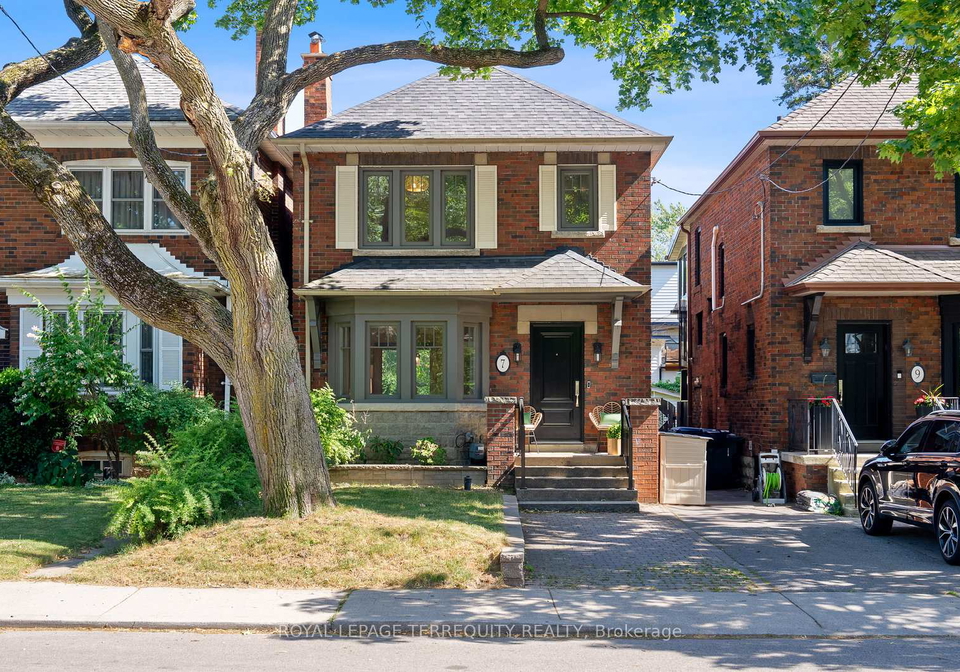 7-roe-avenue-toronto-ontario-c12245295