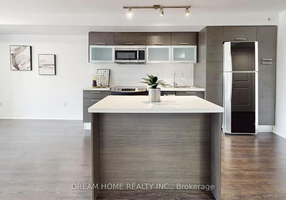386-yonge-street-toronto-ontario-c12245311