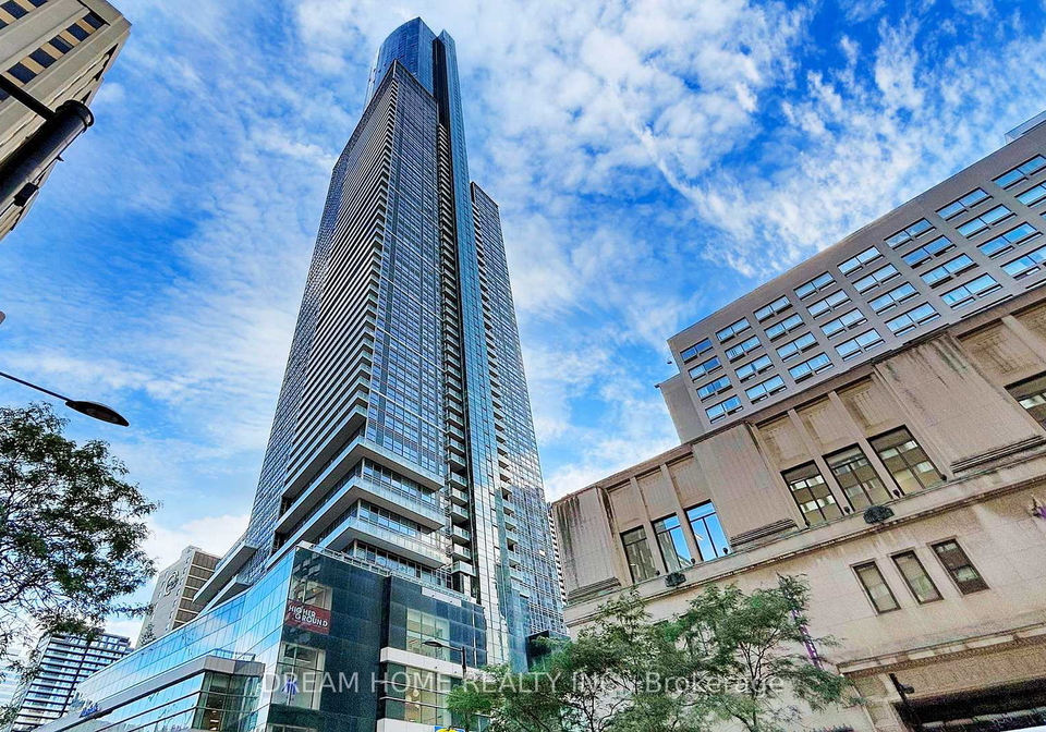 386-yonge-street-toronto-ontario-c12245311