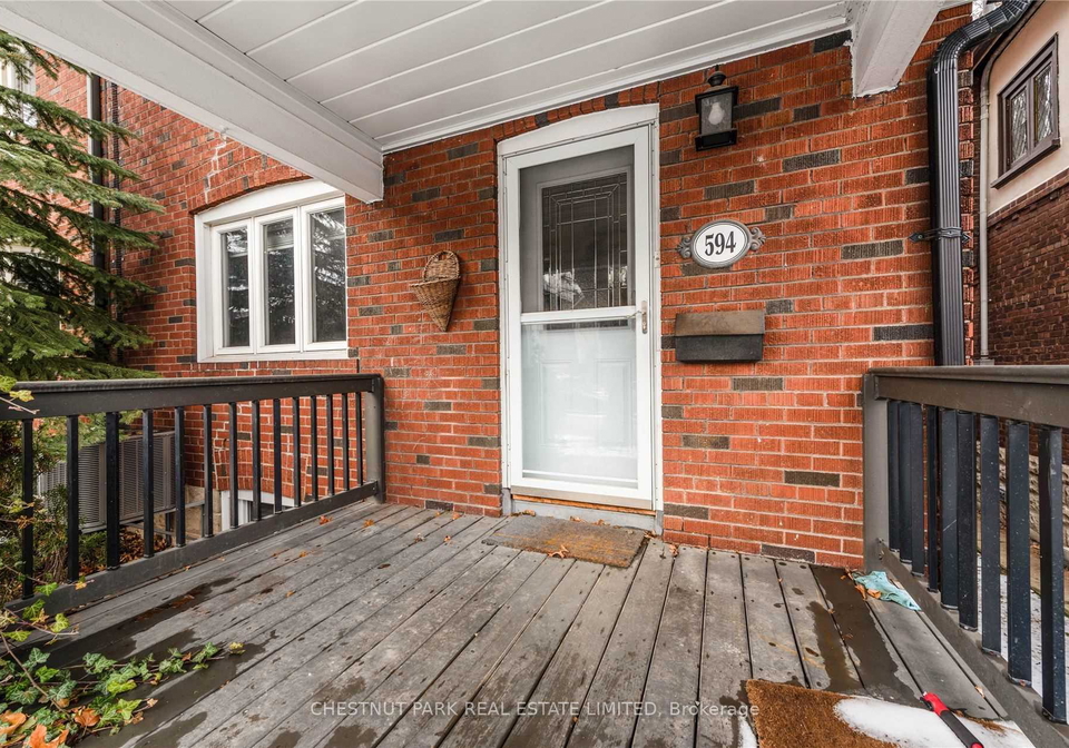 594-hillsdale-avenue-e-toronto-ontario-c12245377