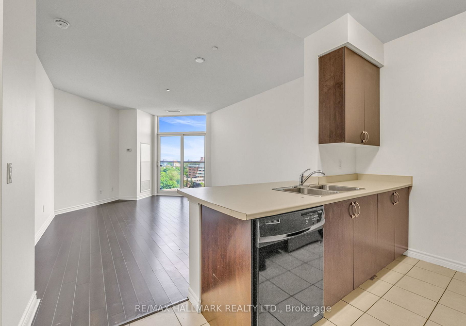 35-saranac-boulevard-toronto-ontario-c12245385
