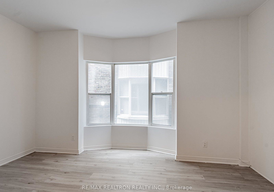 414-jarvis-street-e-toronto-ontario-c12245714