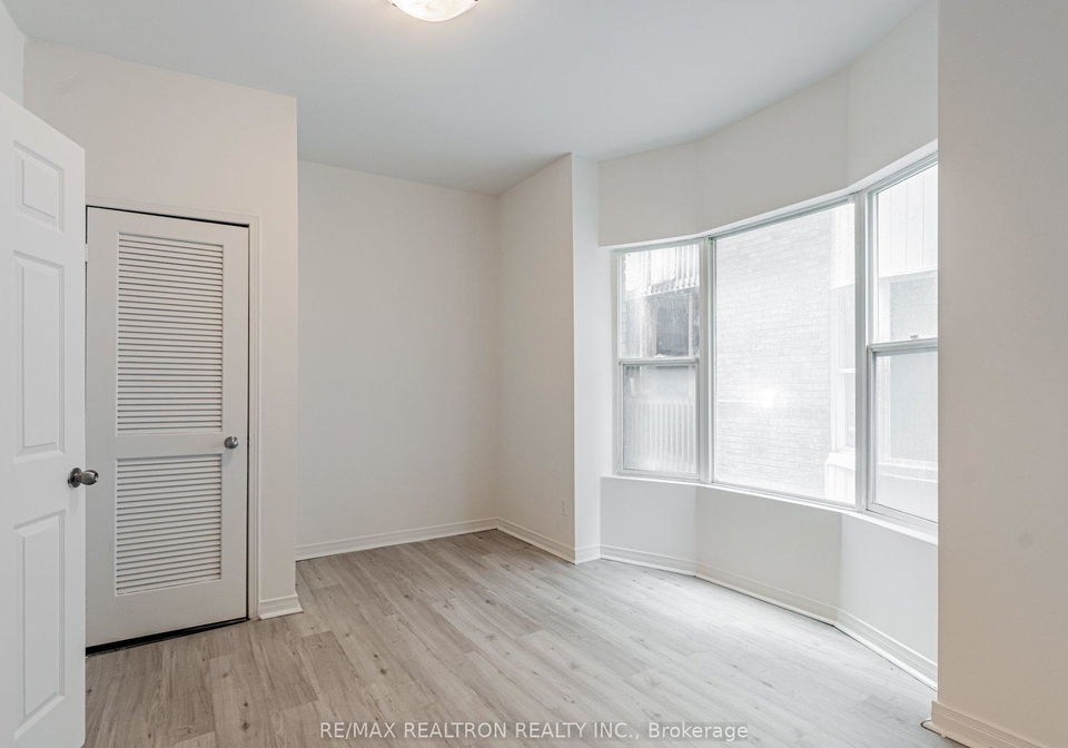414-jarvis-street-e-toronto-ontario-c12245714