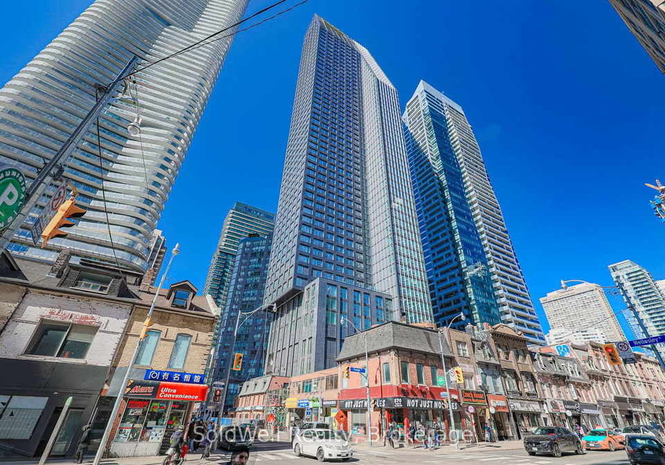 8-wellesley-street-w-toronto-ontario-c12246000