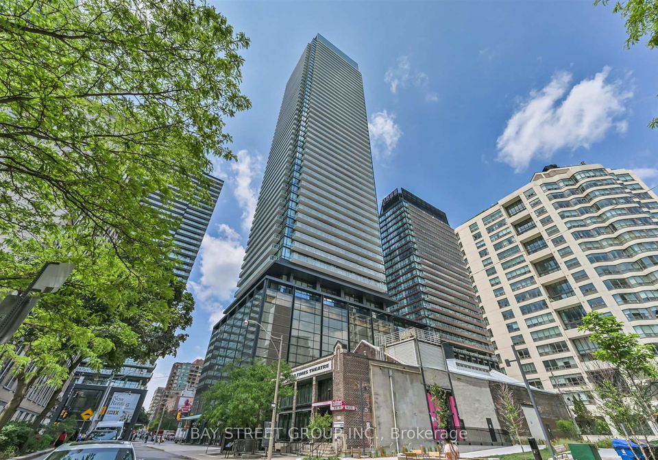 501-yonge-street-toronto-ontario-c12246080