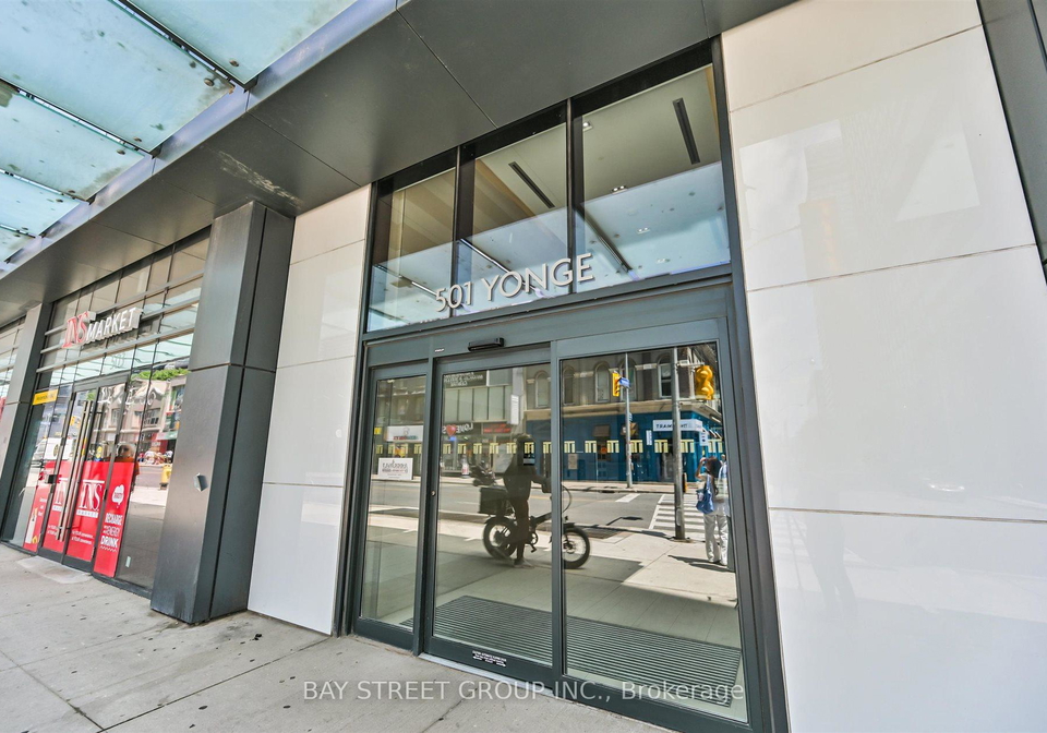 501-yonge-street-toronto-ontario-c12246080