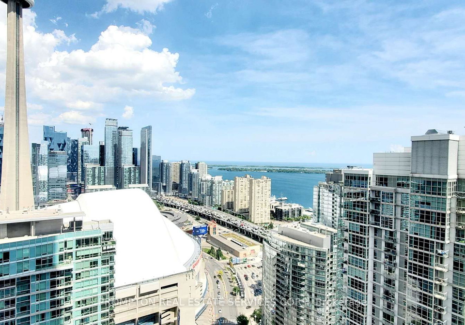 3-concord-cityplace-way-toronto-ontario-c12246145