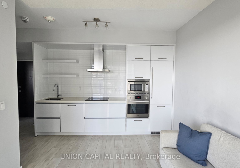 2221-yonge-street-toronto-ontario-c12246431