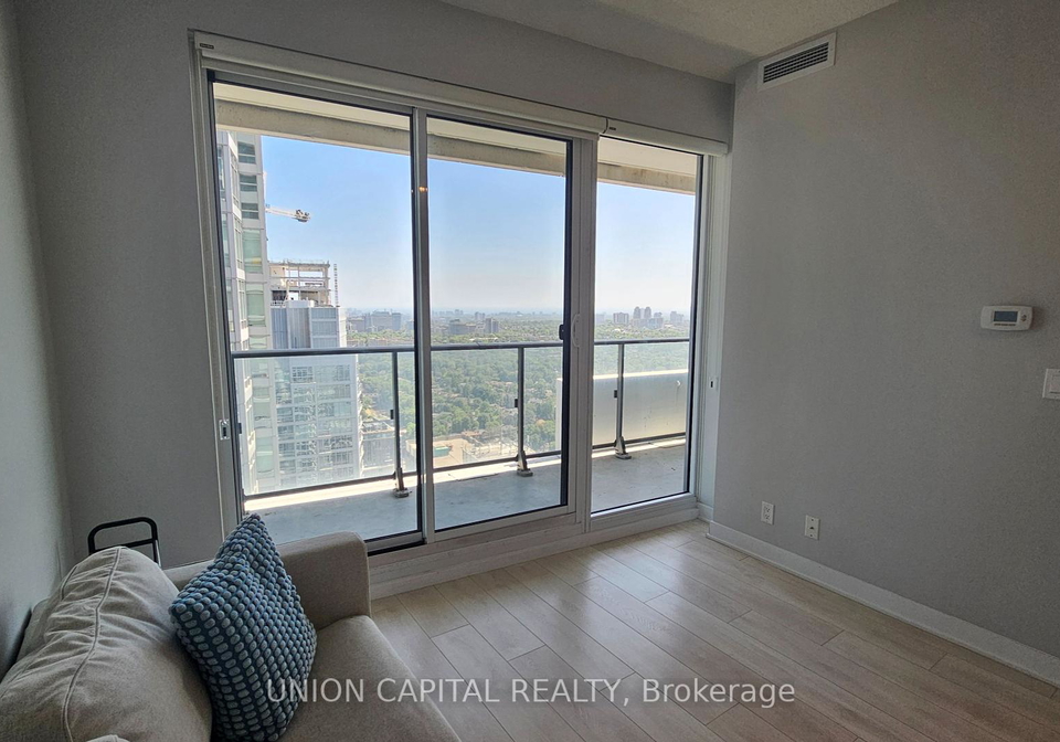 2221-yonge-street-toronto-ontario-c12246431