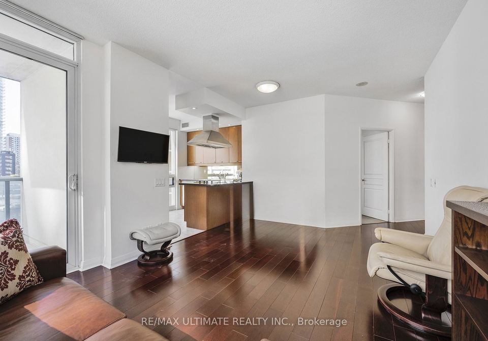 1121-bay-street-toronto-ontario-c12246579