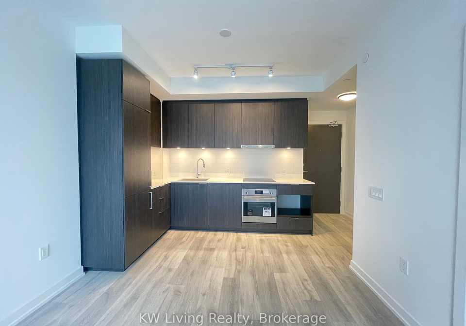 8-olympic-gdn-drive-north-york-ontario-c12246611