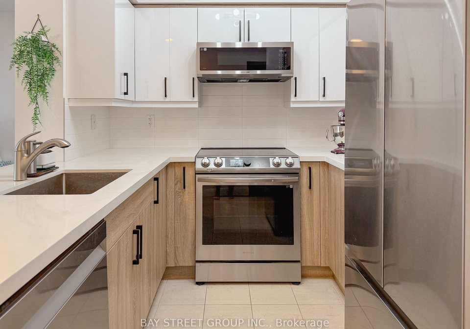 4968-yonge-street-toronto-ontario-c12246826