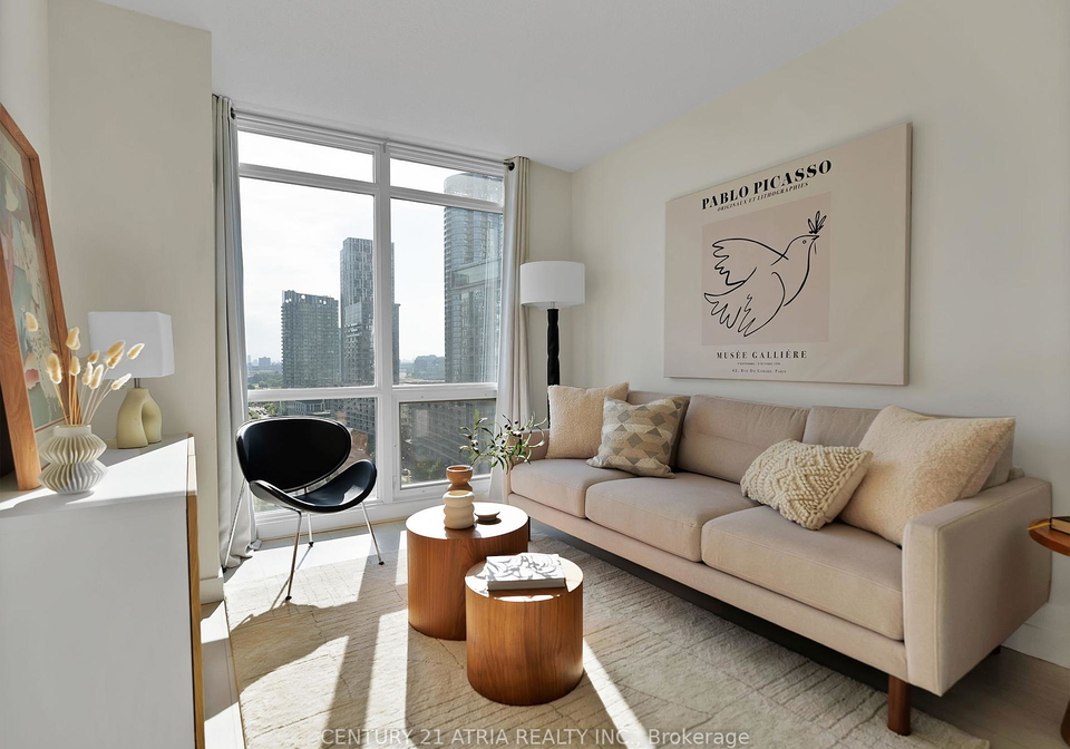 15-fort-york-boulevard-toronto-ontario-c12247012