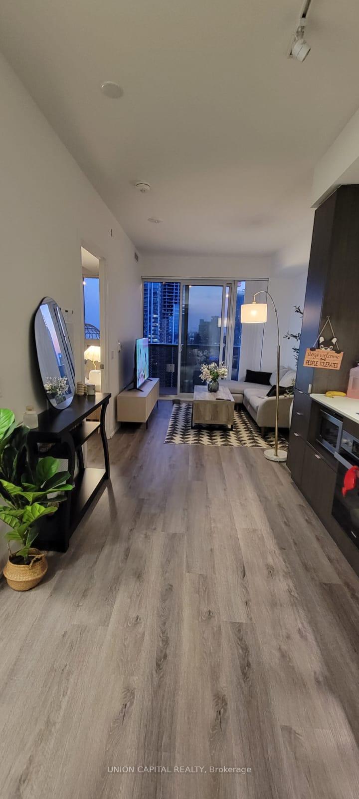 138-downes-street-toronto-ontario-c12247083