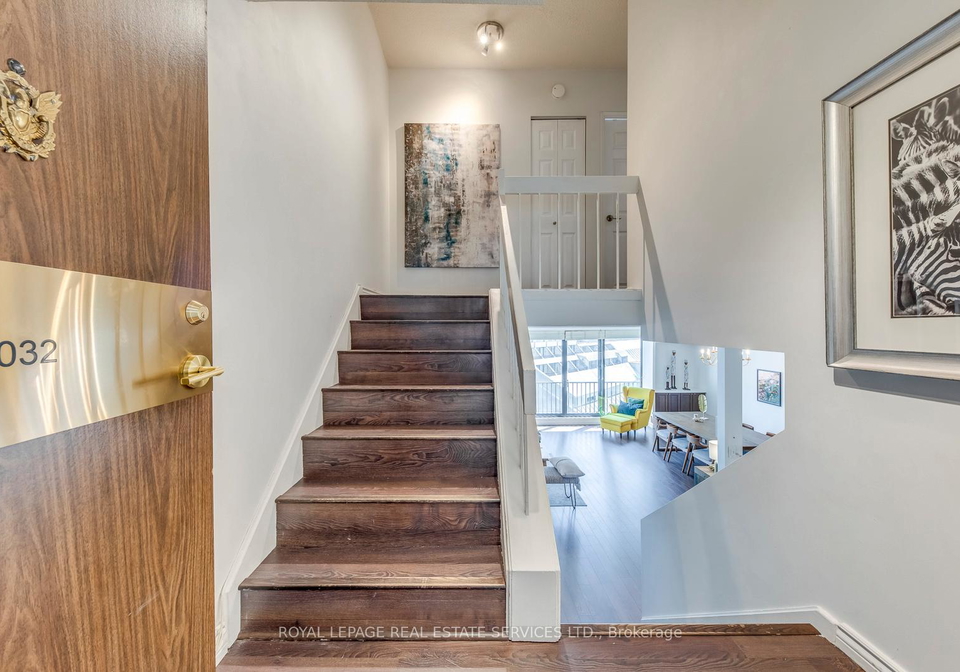 33-harbour-square-se-toronto-ontario-c12247290